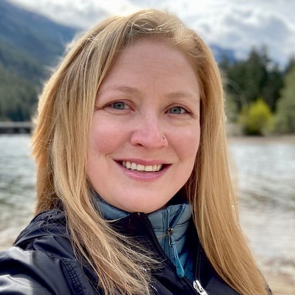 Dr. Marcie Mullen, Burlington and Bellingham Veterinarian